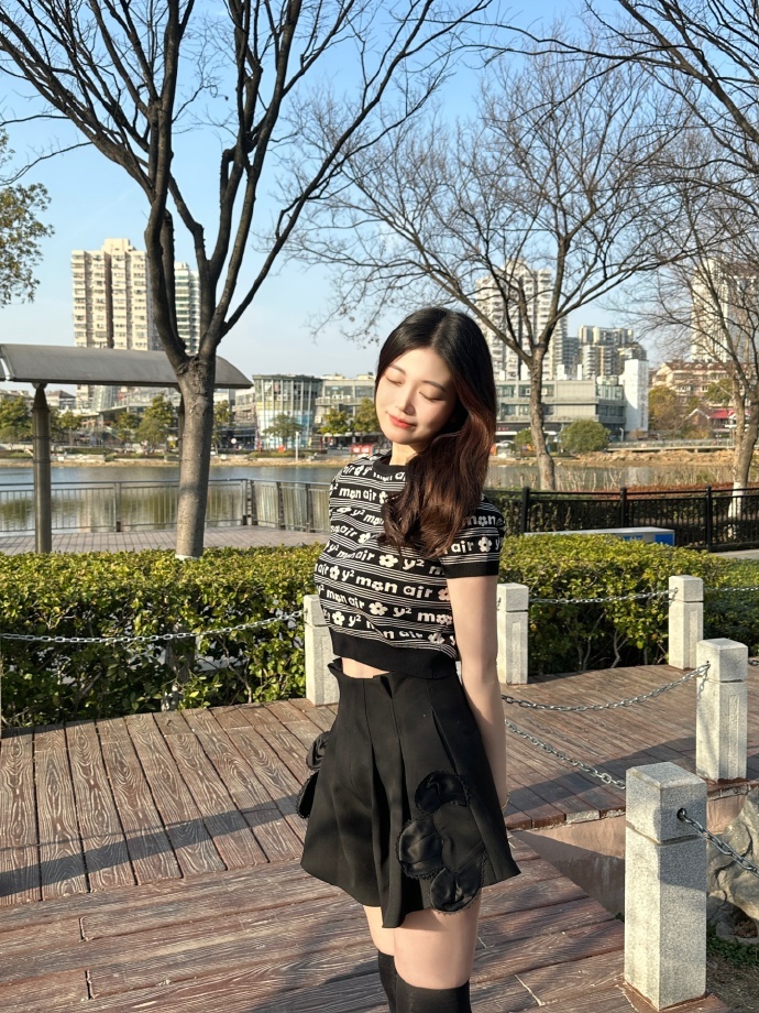 张伟的头像