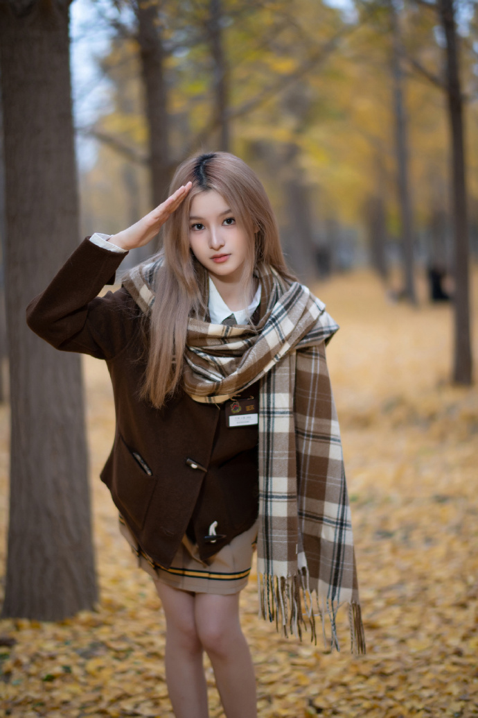 一男一女打扑克