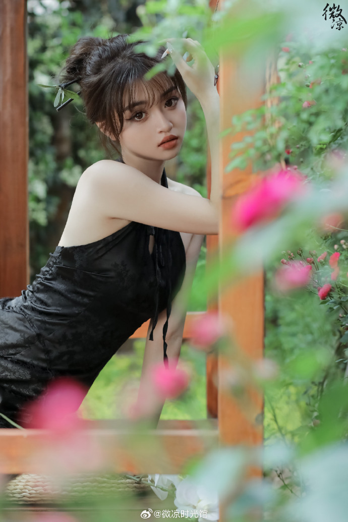 爱爱小视频