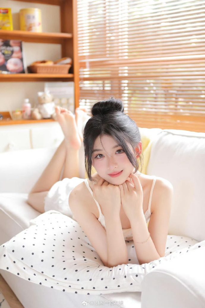 莫菁