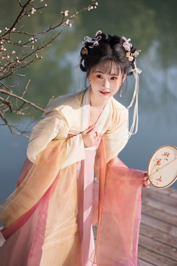SEO蓝海词挖掘：揭秘无竞争高转化关键词