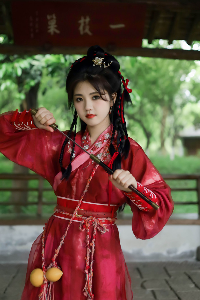国产精品天美传媒王茜