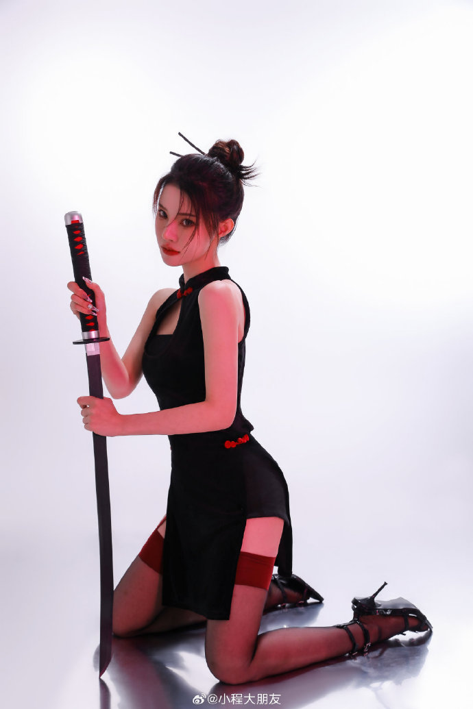 r级