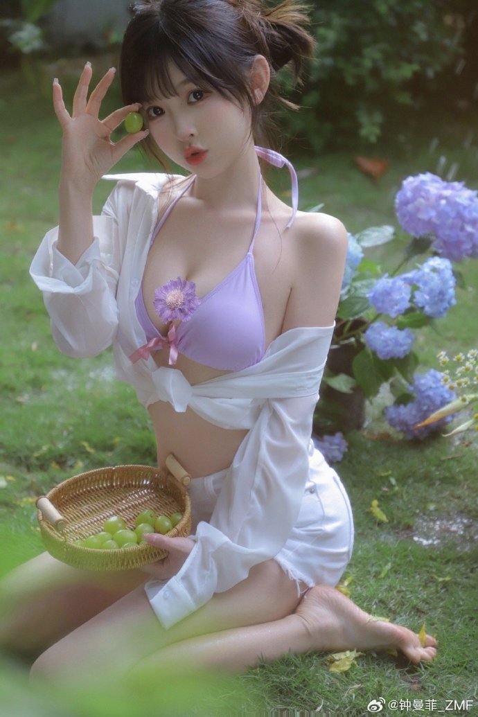 午夜免费小视频